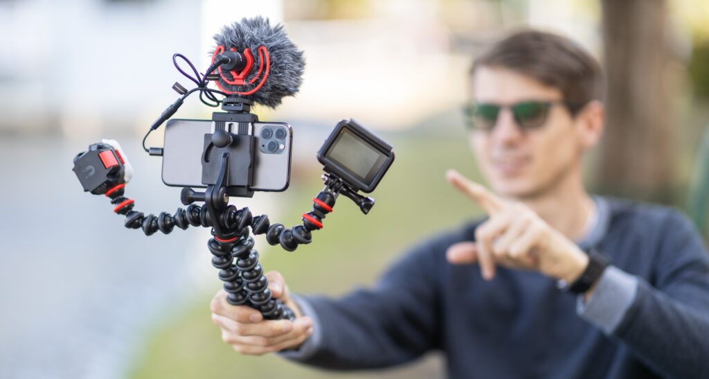 How Vlogging can Improve Your Mental Health - 2020 Guide - Butterfly Labs